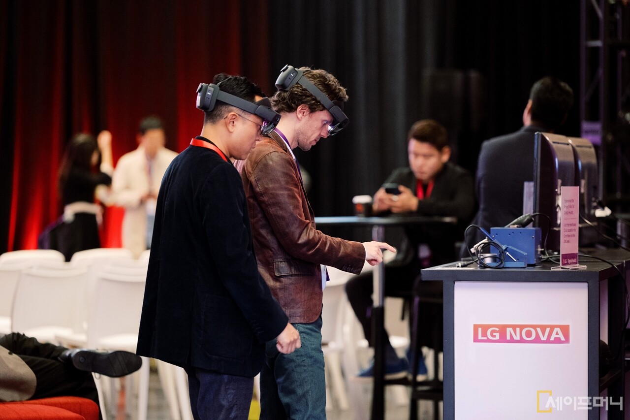 ▲ LG NOVA가 지난 10월 미국 샌프란시스코에서 이노베이션 페스티벌을 개최해 혁신 기업과 투자자 간 교류의 장을 열고 있다. ⓒ LG전자