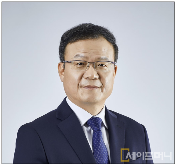 ▲ 백복인 KT&G 사장이 오는 3월 임기 종료를 앞두고 4연임에 나서지 않기로 했다. ⓒ KT&G