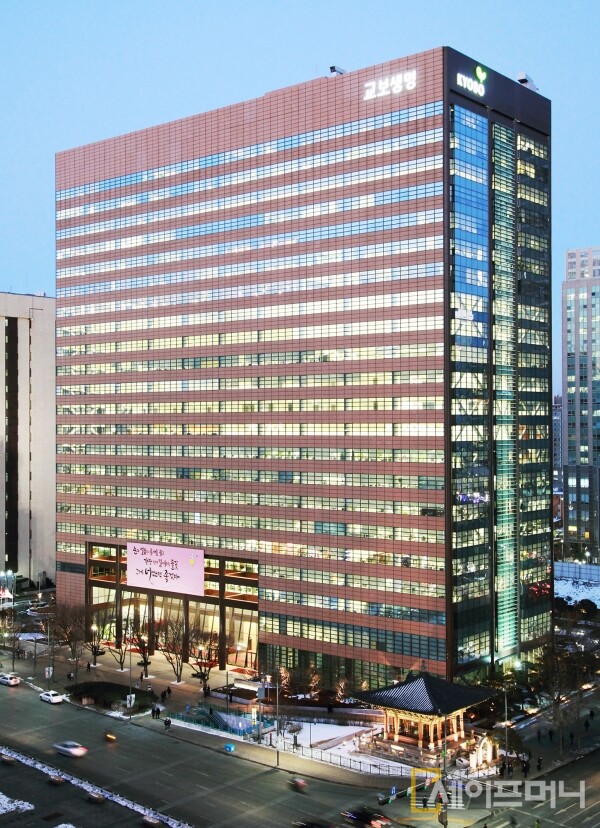 ▲ 교보생명이 퇴직연금 확정급여형 원리금비보장 상품 누적수익률 1위를 기록했다. ⓒ 교보생명