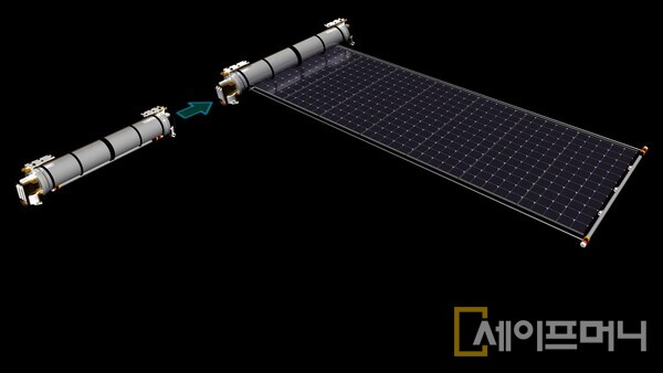 ▲ 한화시스템 사내벤처 플렉셀 스페이스가 개발한 우주용 탠덤 유연 태양전지 판넬이 두루마리처럼 펼쳐지는 전개 모듈 형상. ⓒ 한화시스템