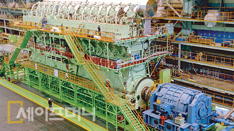 ▲ 한화엔진이 주력 제품인 선박용 엔진. ⓒ 한화엔진