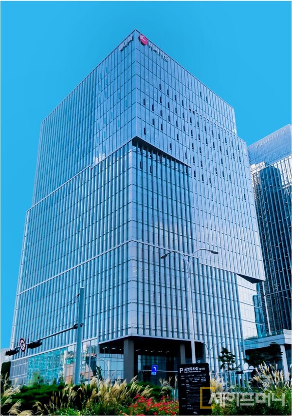 ▲ BC카드가 국내 금융권 최초로 한국에 최적화된 거대언어모델인 K-금융 특화 AI를 무상 공개한다. ⓒ BC카드