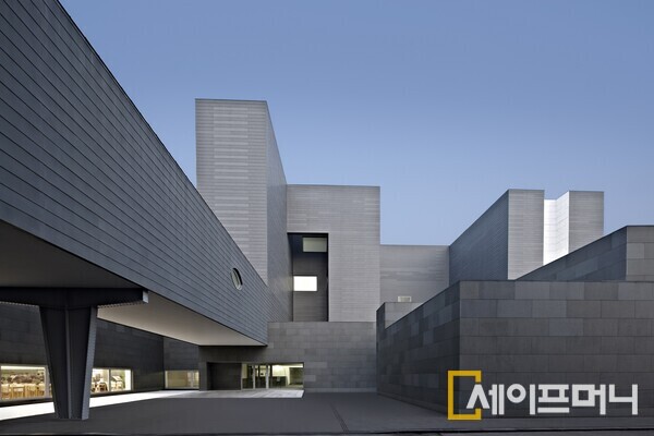 ▲ 아모레퍼시픽이 자연 숙성 인삼 소재인 림파낙스(LymphanaxTM)의 피부 항염 효능을 입증했다. ⓒ 아모레퍼시픽