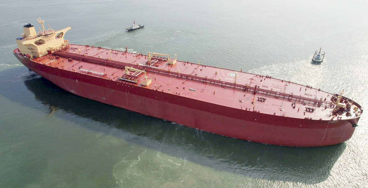  ▲ SK해운의 31만8000톤급 초대형 유조선 씨브레이브호가 오션와이즈를 장착하고 최적 항로 운항 실증을 하고 있다. ⓒ HD현대 