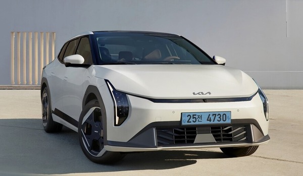  ▲ 기아 EV4. ⓒ 기아