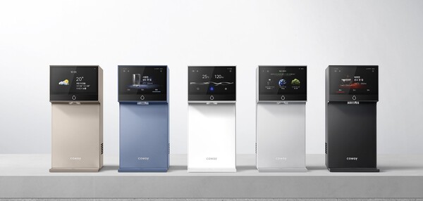 ▲ 코웨이가 터치 스크린으로 편의성을 강화한 아이콘 프로 정수기를 출시했다. ⓒ 코웨이