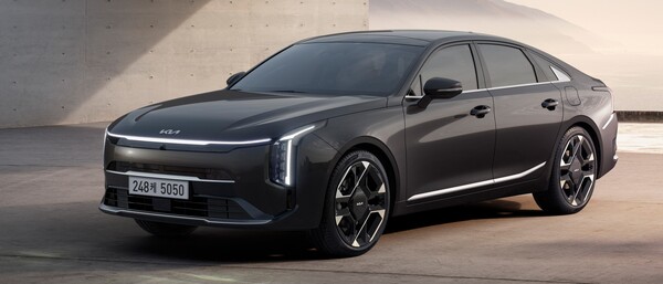 ▲ 기아가 19일 출시한 The 2026 K8. ⓒ 기아