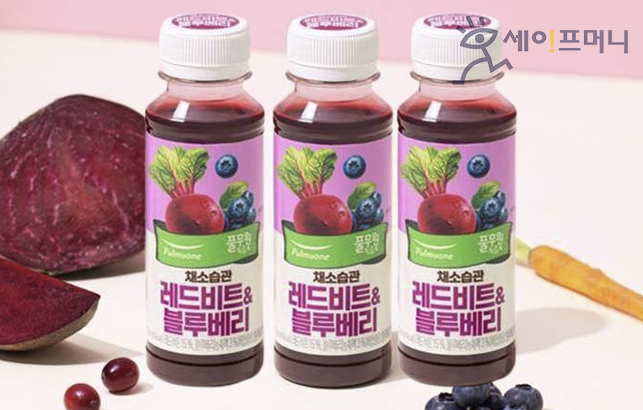 ▲ 풀무원녹즙이 꾸준하게 건강을 관리하는 슬로우 루틴의 형성을 돕는 채소습관 레드비트&블루베리를 출시했다. ⓒ 풀무원